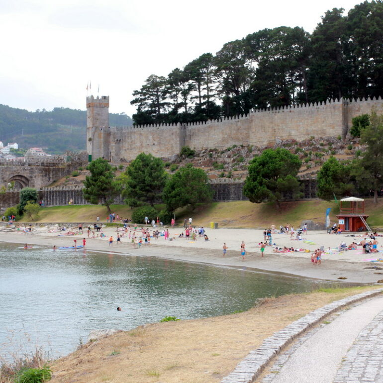 11. Baiona, castello di Montereale
