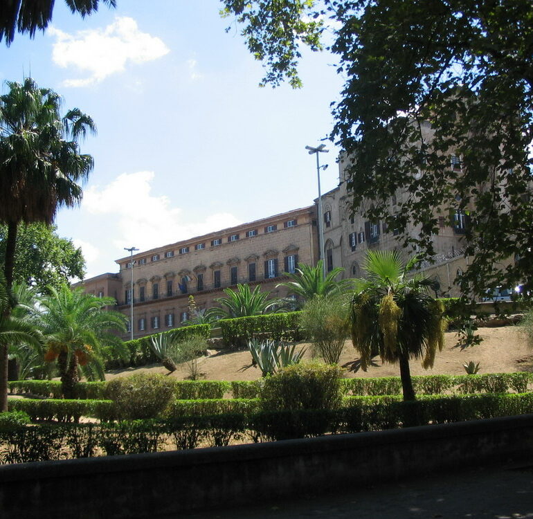 13. Palais des ducs de Normandie