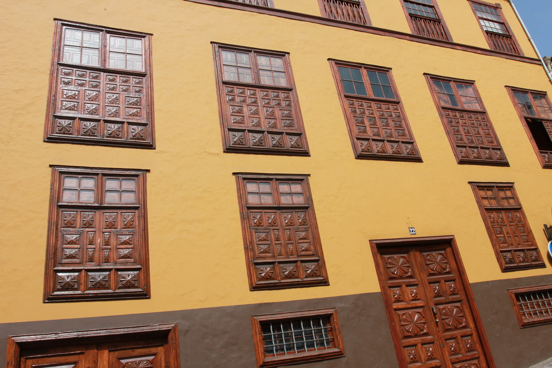 16. Île de Tenerife, La Oratava, cité pittoresque