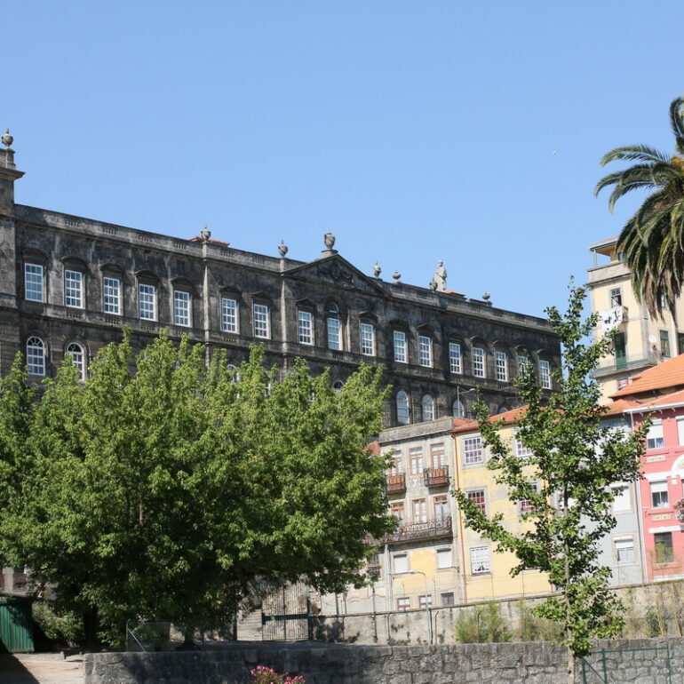 32. Porto
