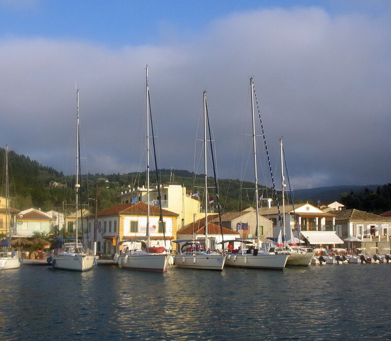 4. Lakka sur Paxos