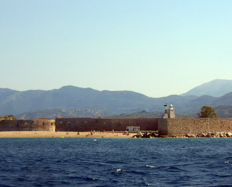 5. Entrée nord du canal de Levkas