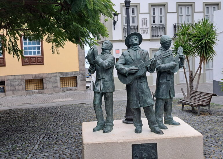 20. Santa Cruz de La Palma, trio de musiciens traditionnels